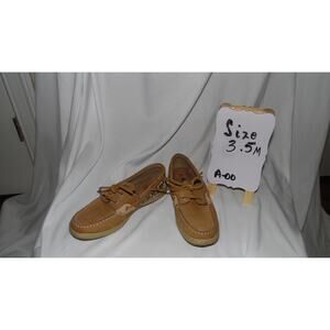 Maui Island boat shoes size 3.5 m